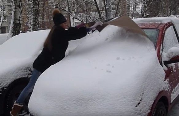Накидка от снега — лайфхак для машины